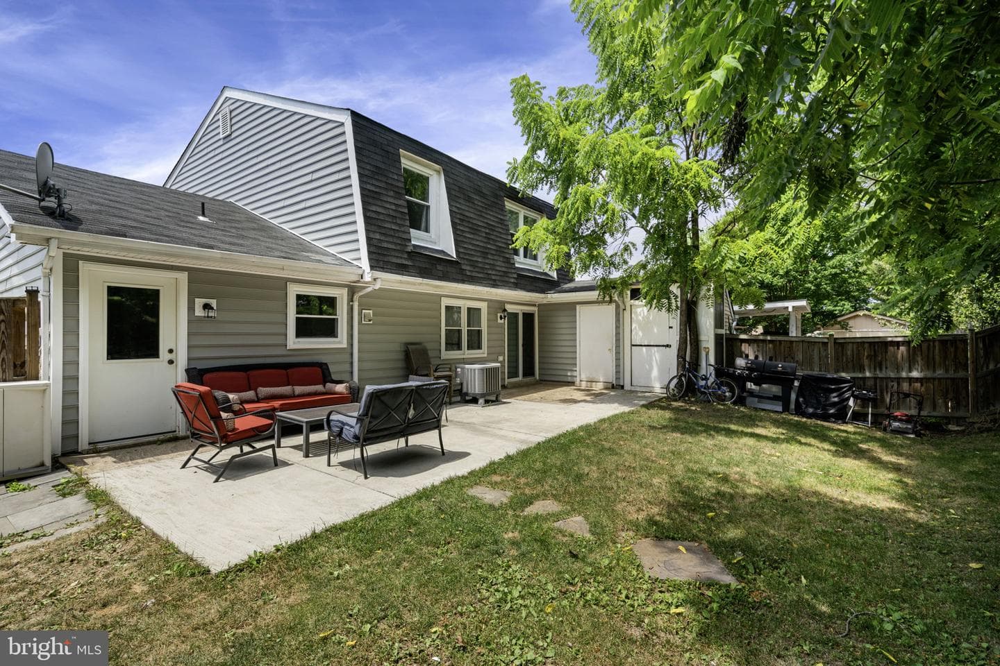 222 N Lincoln Avenue photo 36