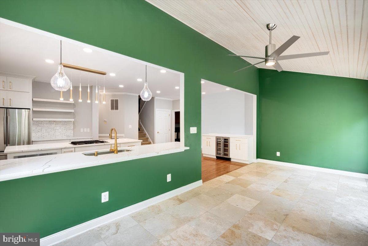 23284 Meadowvale Glen Court photo 23