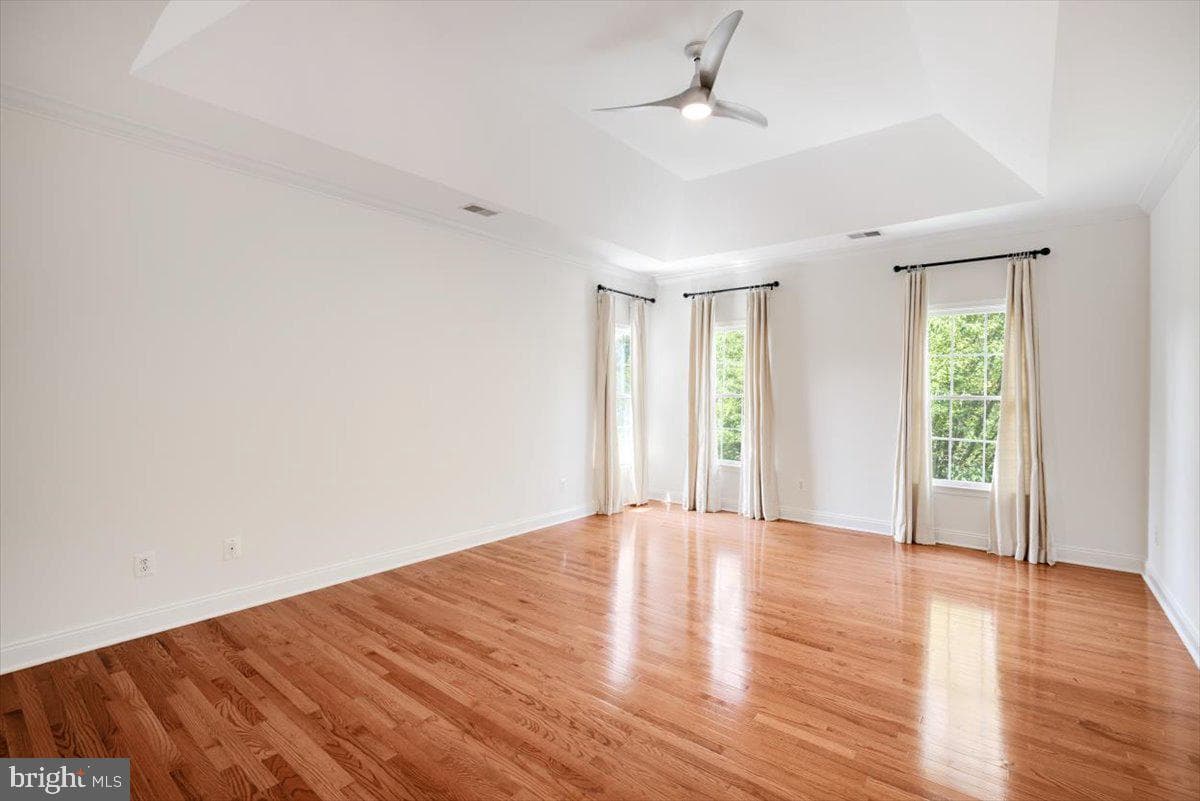 23284 Meadowvale Glen Court photo 32