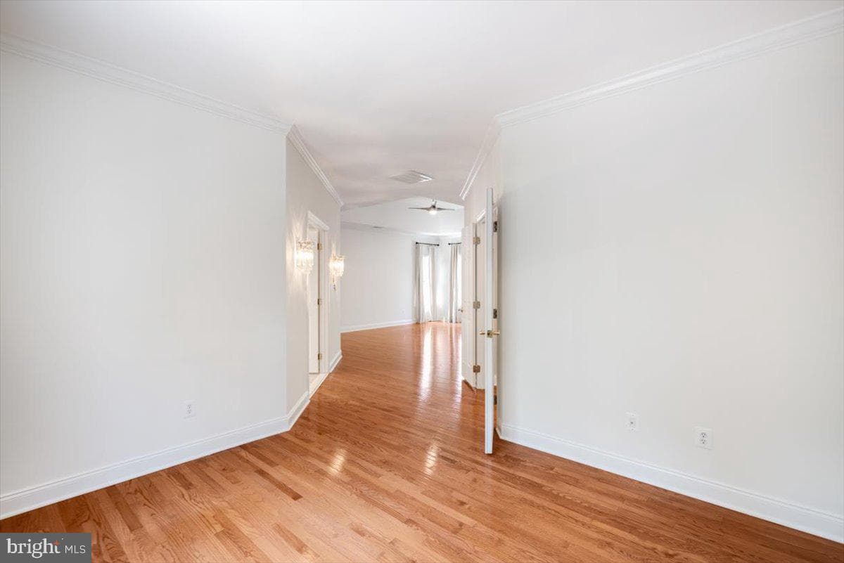 23284 Meadowvale Glen Court photo 34