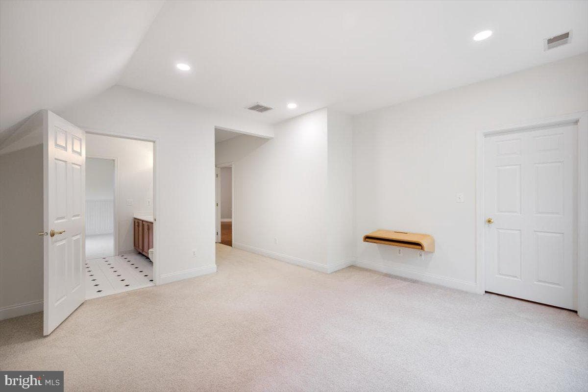 23284 Meadowvale Glen Court photo 42