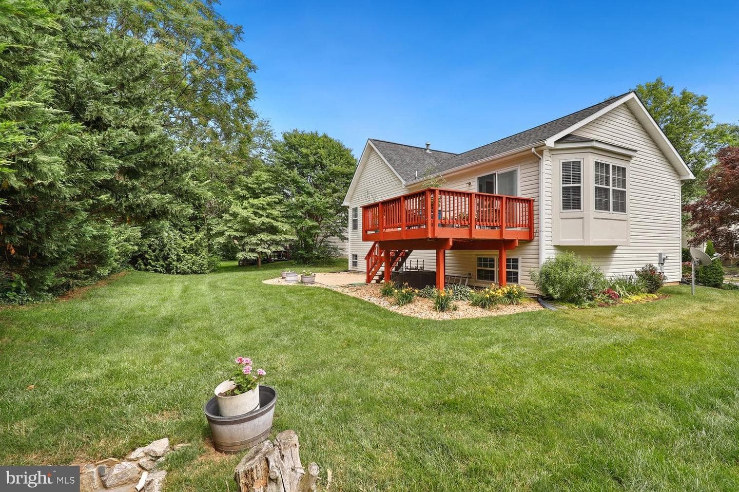 37756 Sutton Drive photo 32