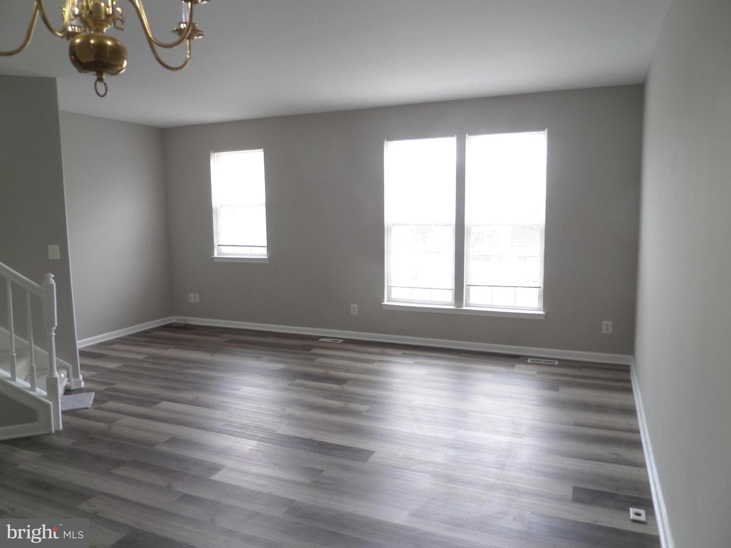 41885 Precious Square photo 19