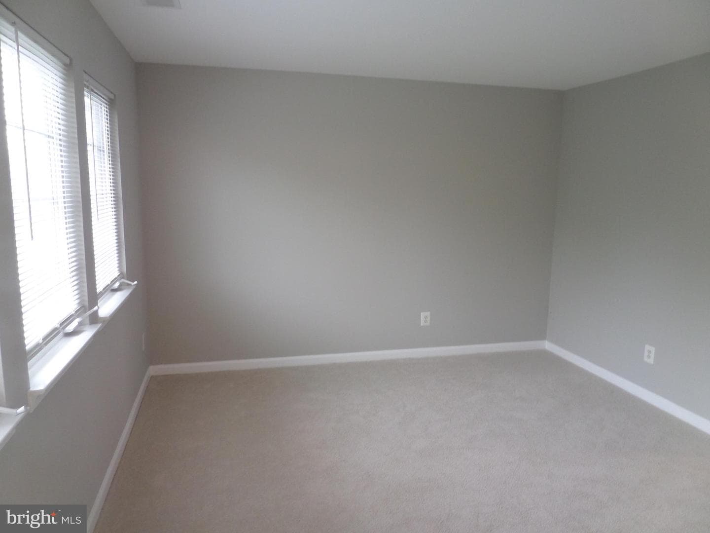 41885 Precious Square photo 40