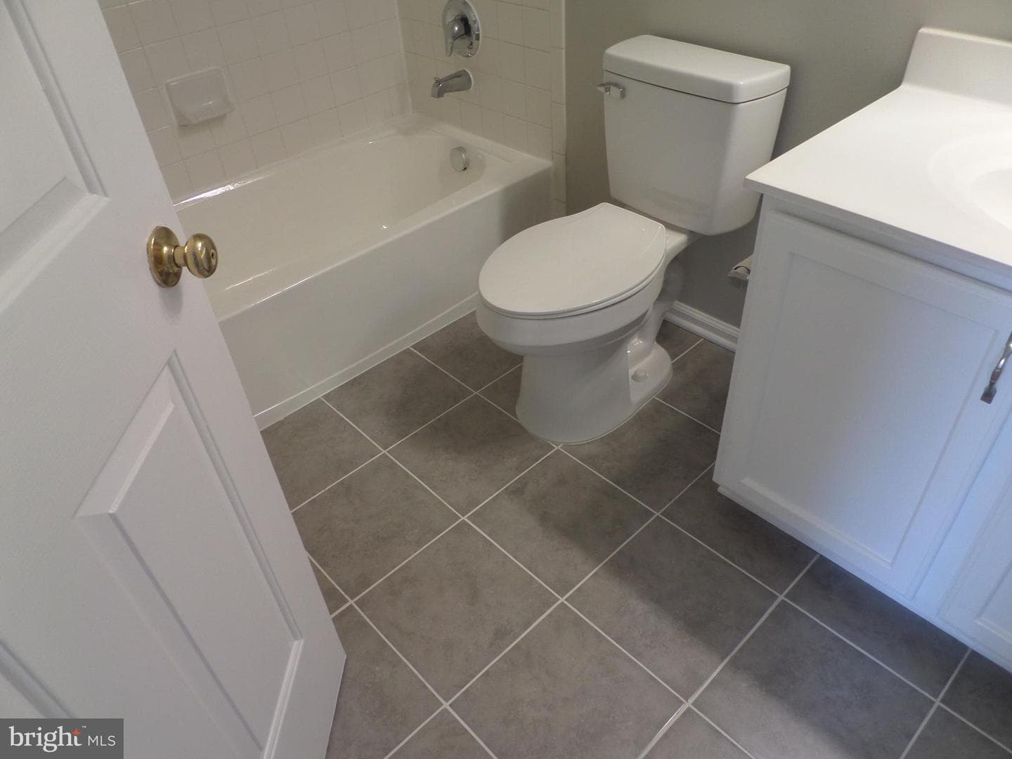 41885 Precious Square photo 43