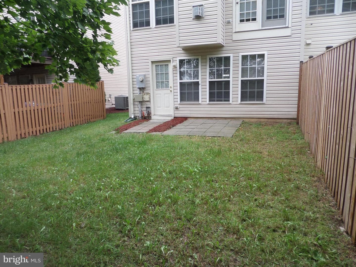 41885 Precious Square photo 58