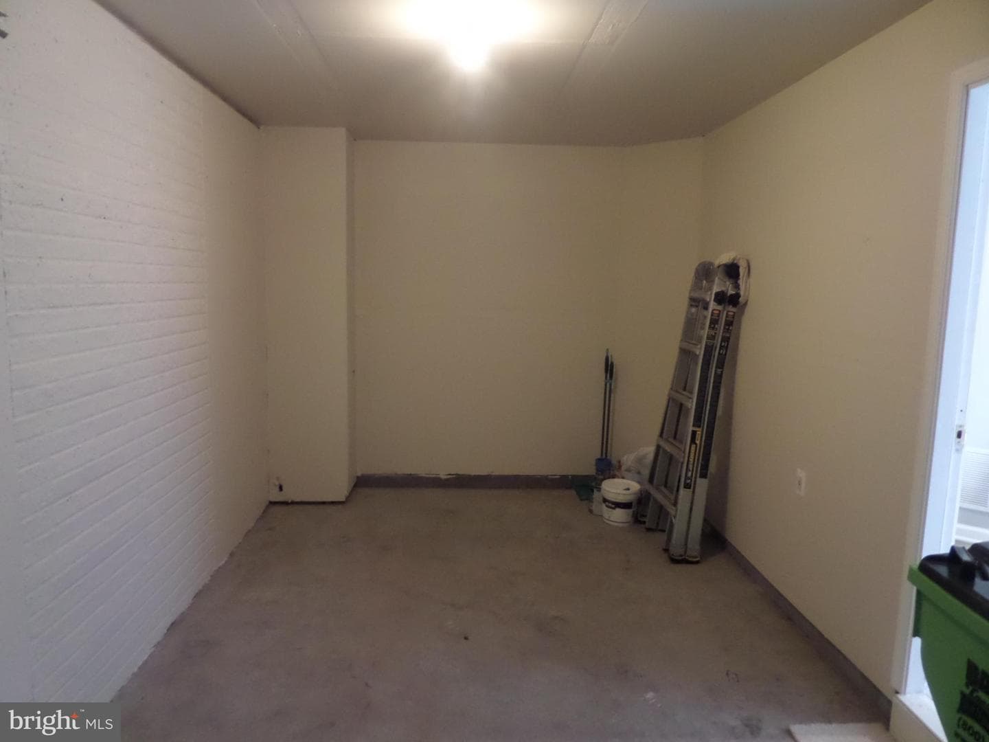 41885 Precious Square photo 61
