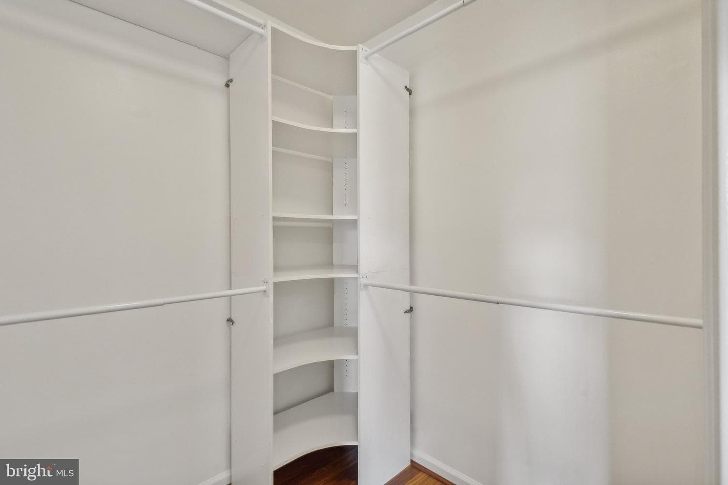 22274 Great Trail Terrace photo 19