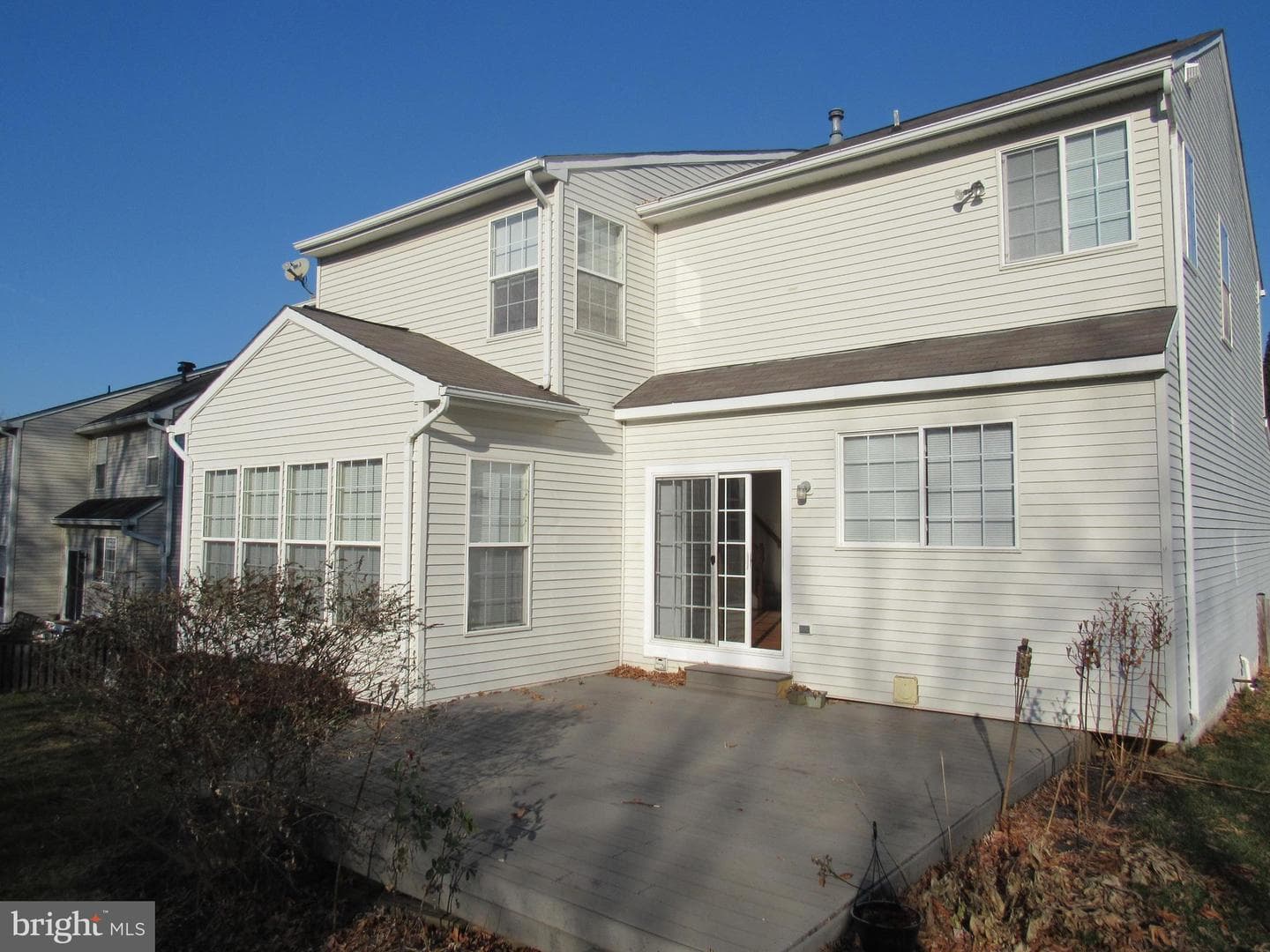 208 E King James Street E photo 4