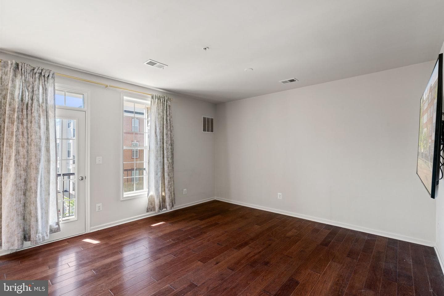 23491 Aldie Manor Terrace photo 10