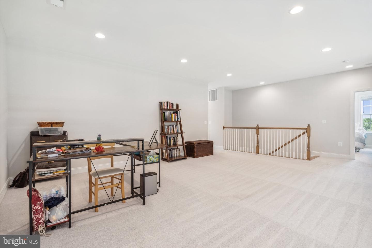 17691 Lakefield Road photo 29