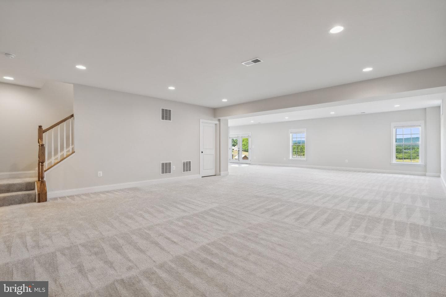 17691 Lakefield Road photo 39