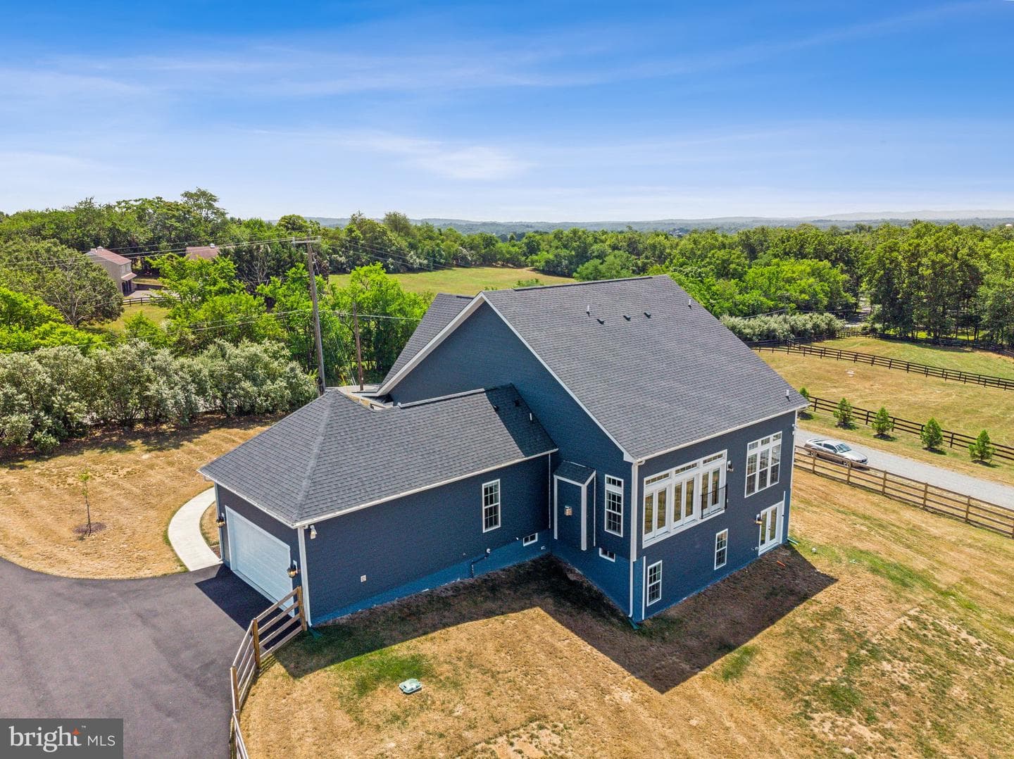 17691 Lakefield Road photo 53