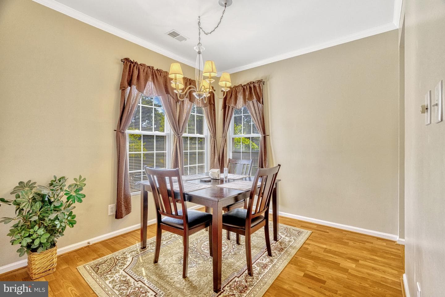 20419 Riverbend Square #200 photo 13