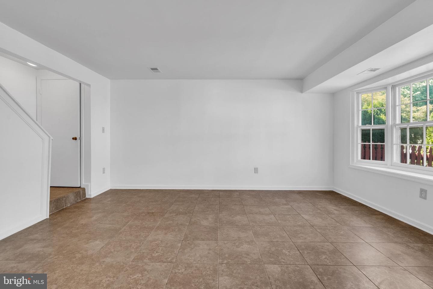 62 Hancock Place NE photo 7