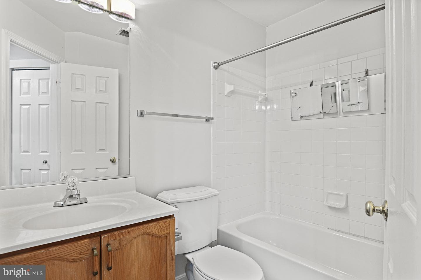46816 Lawnes Creek Terrace photo 27