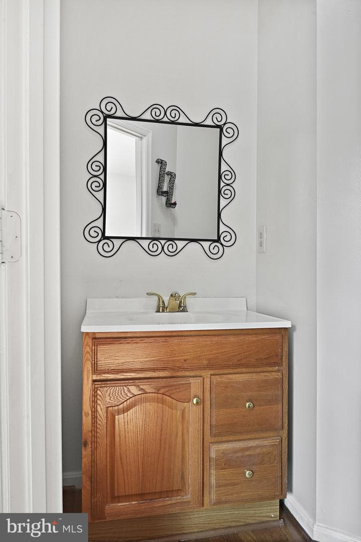 46816 Lawnes Creek Terrace photo 7