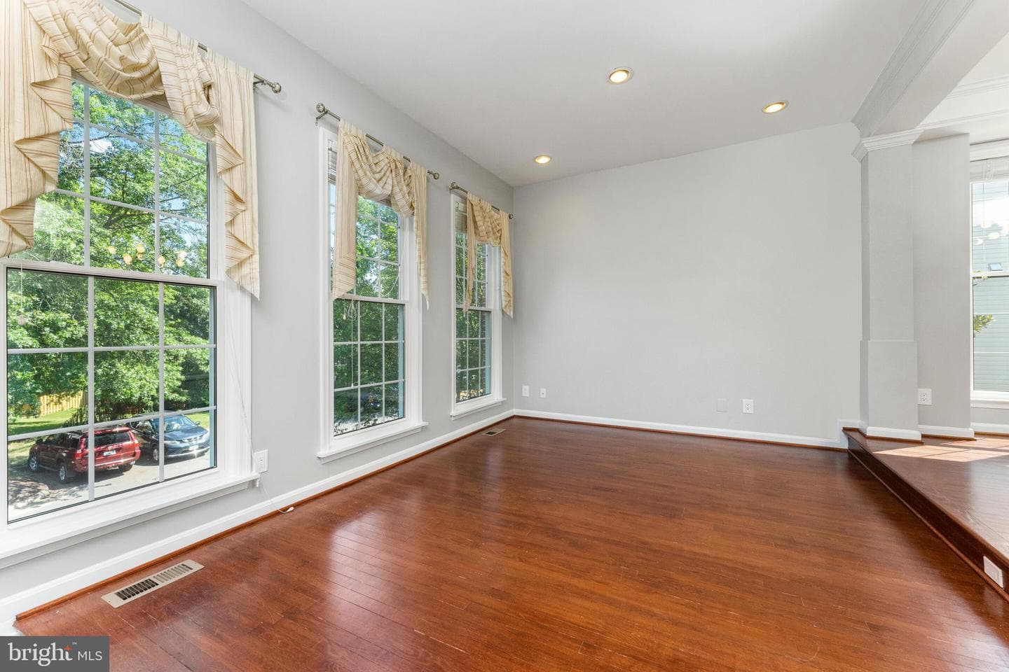 47581 Sandbank Square photo 4