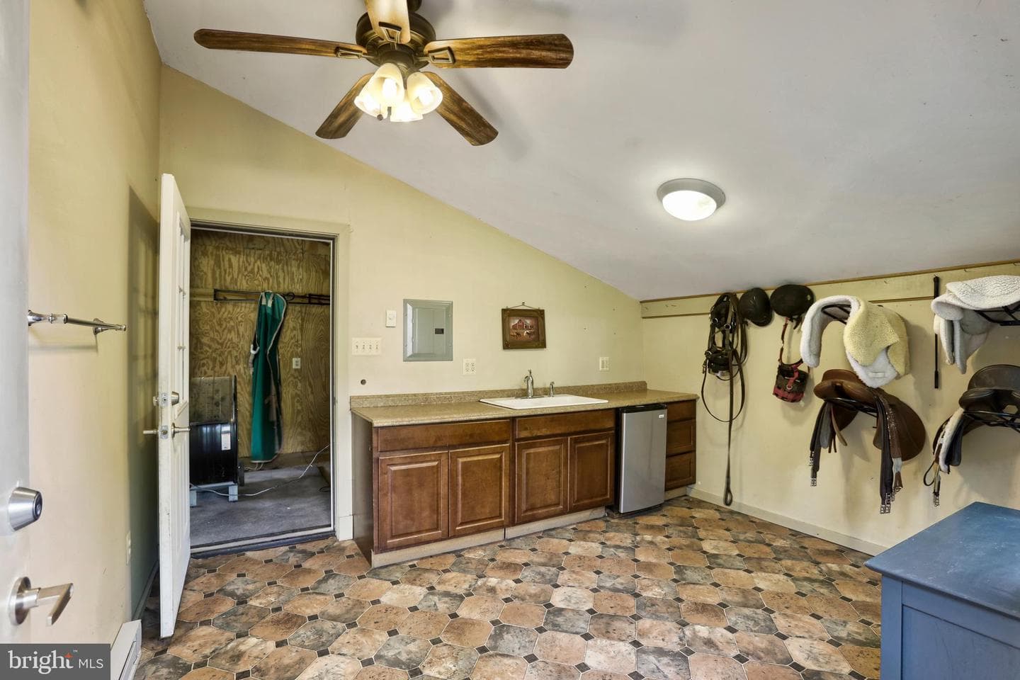 40349 Braddock Road photo 39