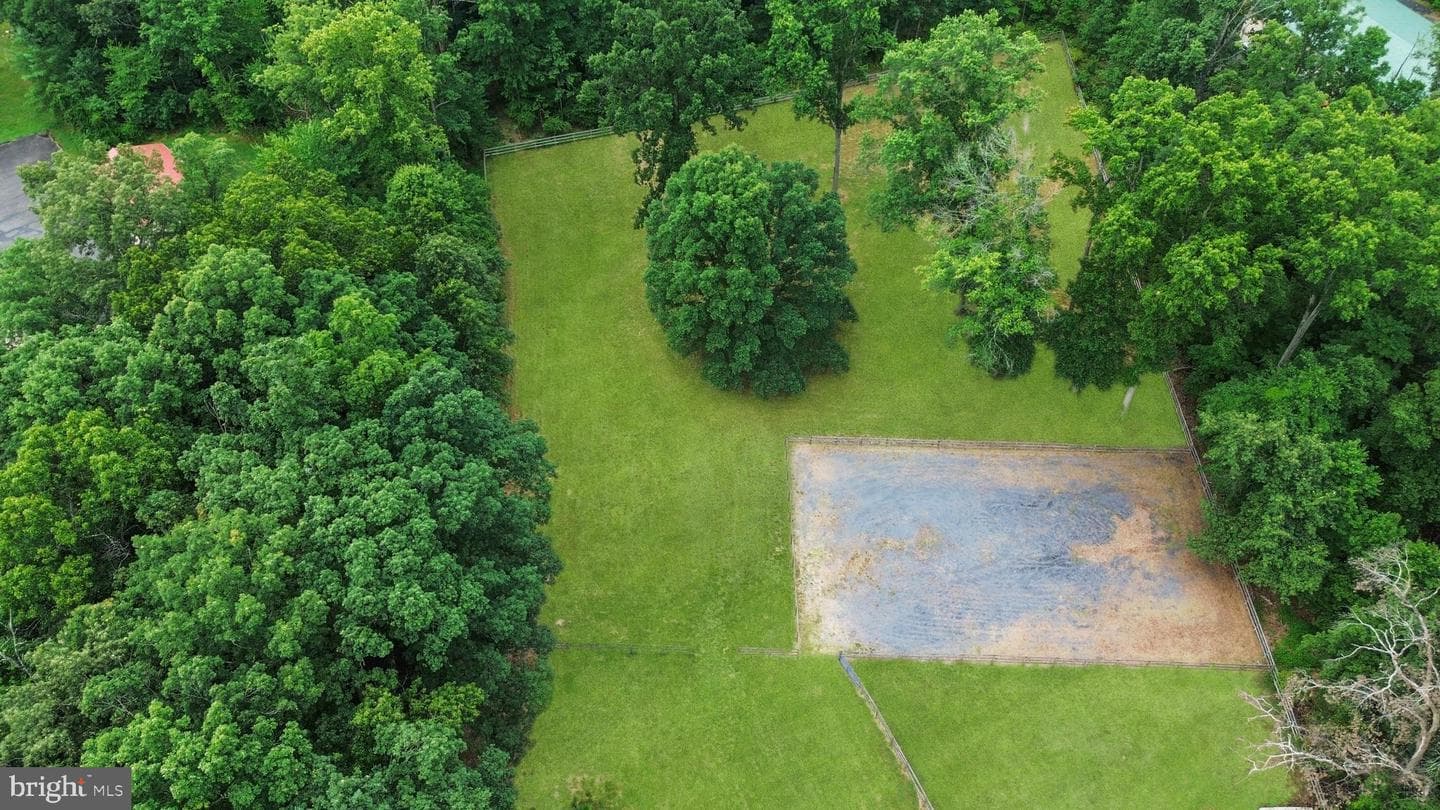 40349 Braddock Road photo 44