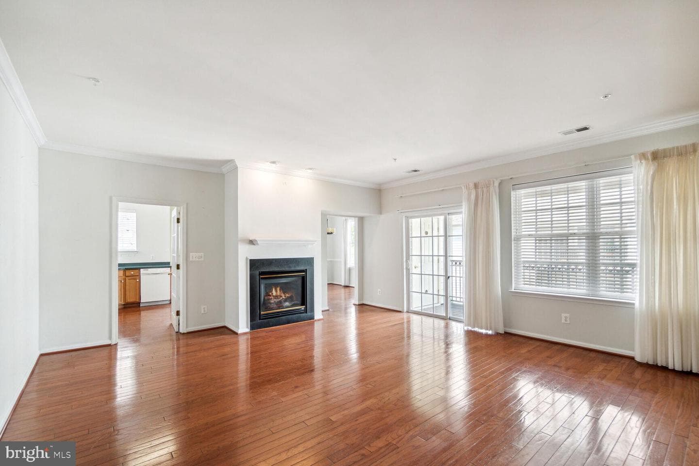 20810 Noble Terr #419 photo 3