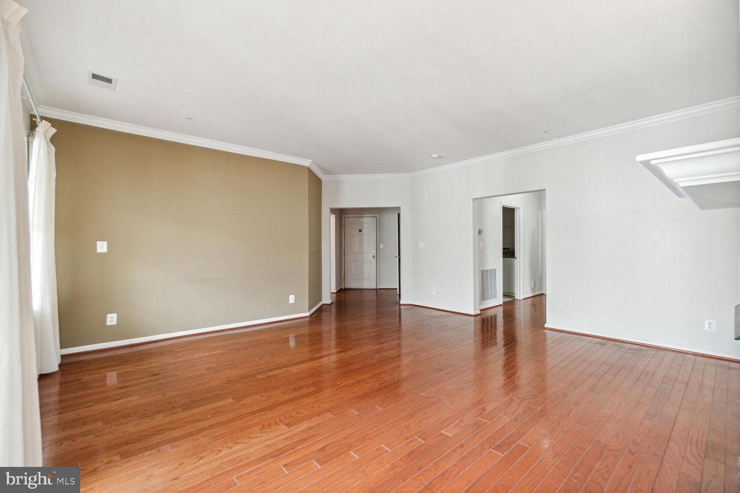 20810 Noble Terr #419 photo 4