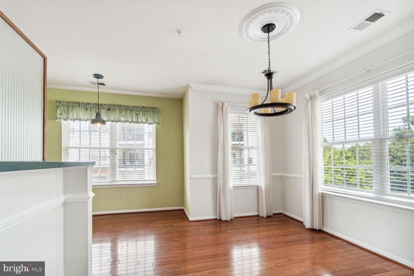 20810 Noble Terr #419 photo 7