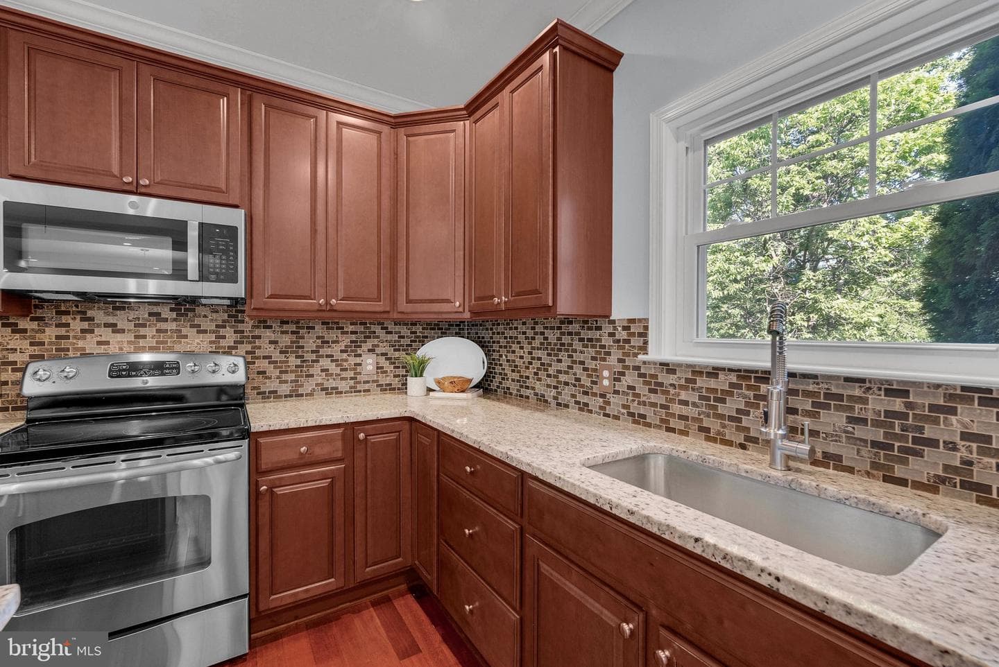 18944 Woodburn Road photo 26