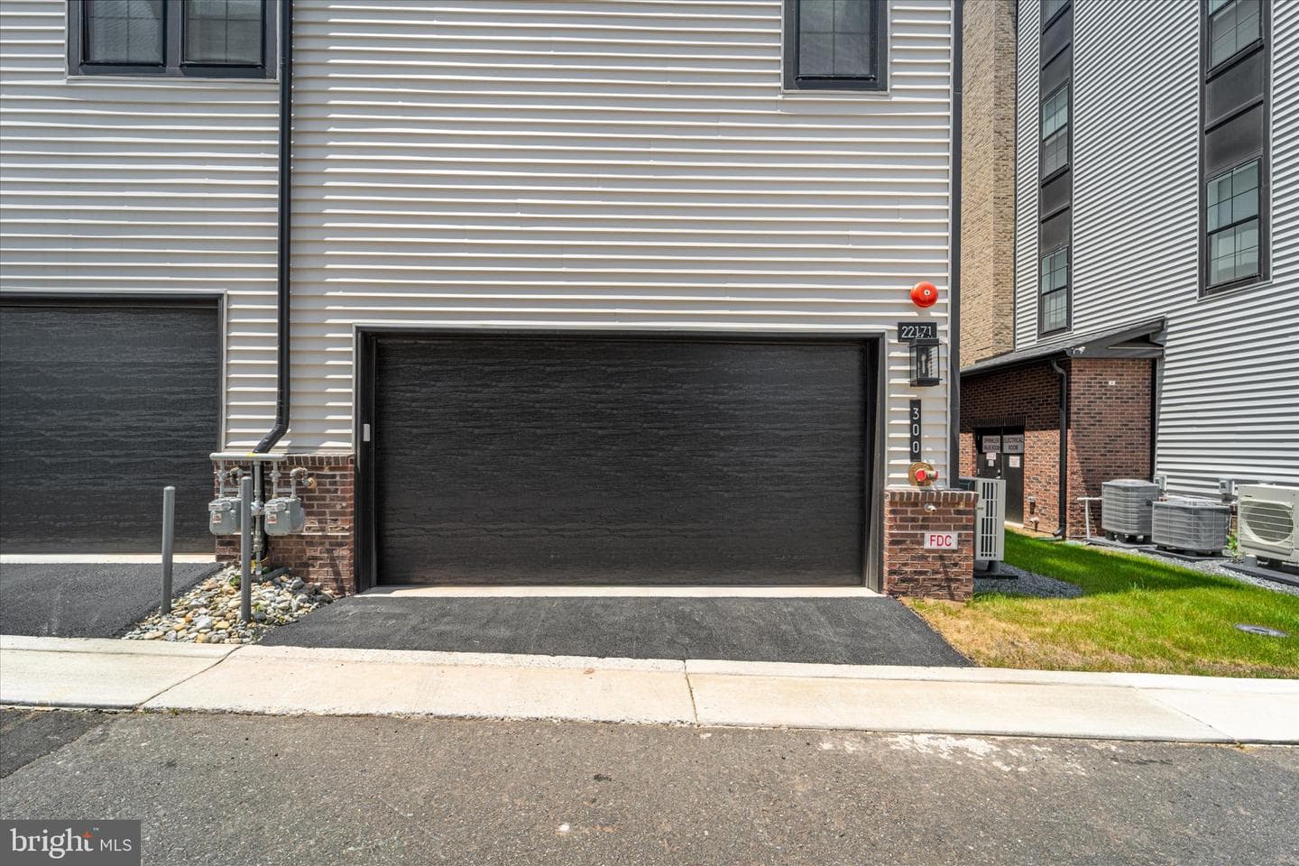 22171 Spring Side Terrace #300 photo 38