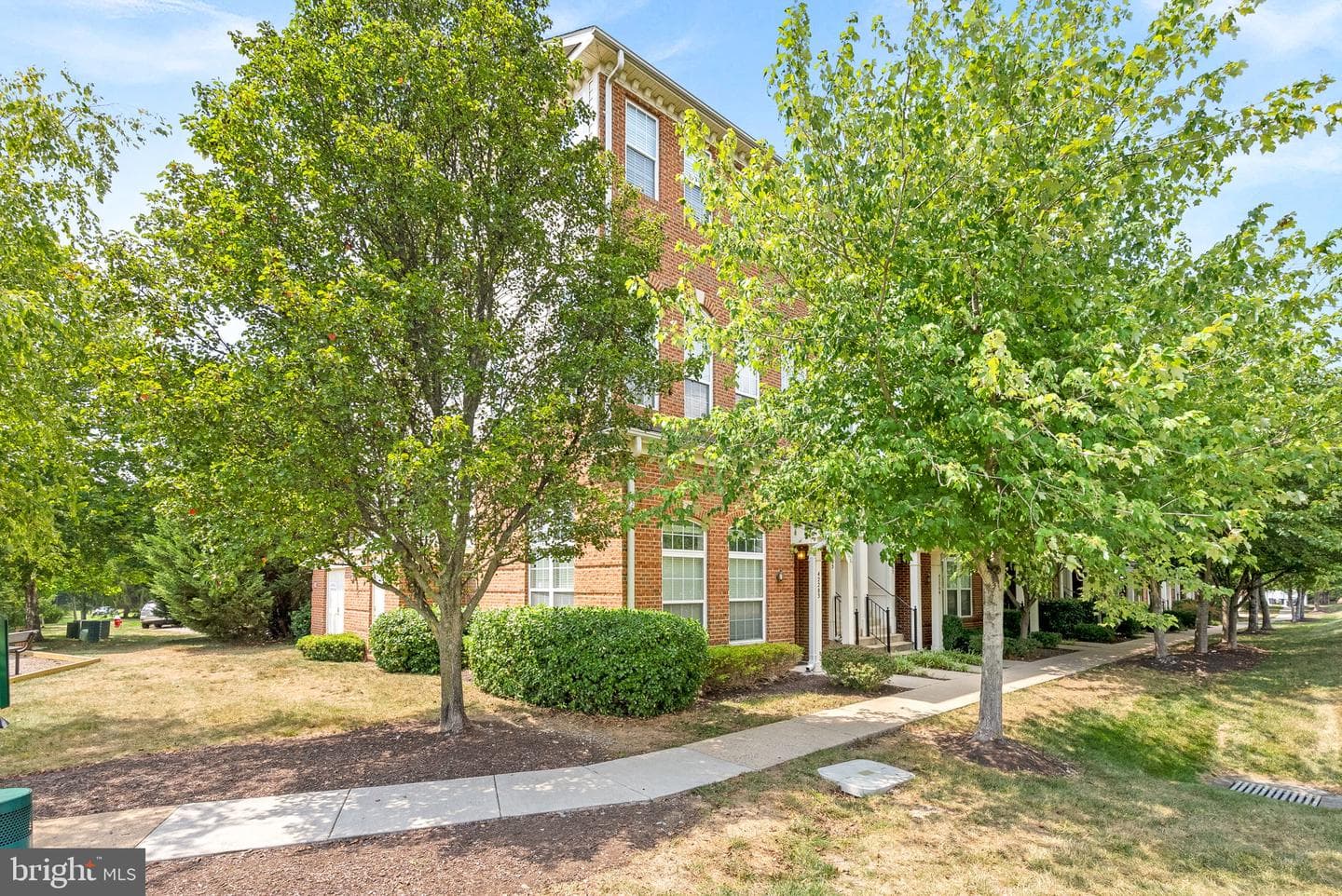 42283 Onyx Terrace photo 2