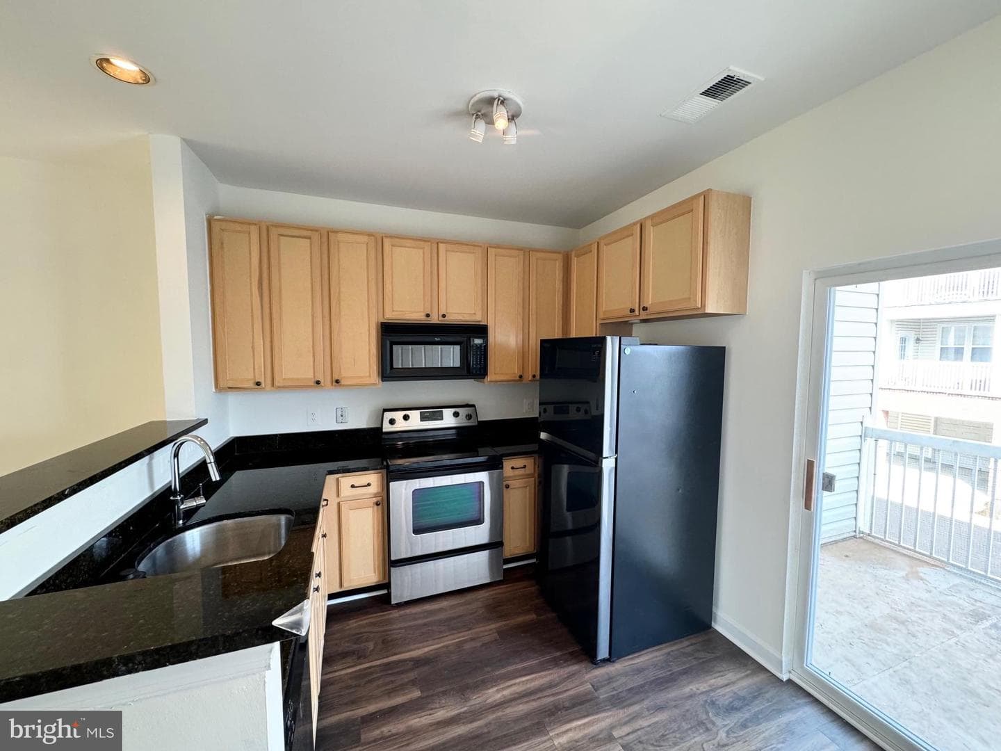 42472 Hollyhock Terrace photo 7