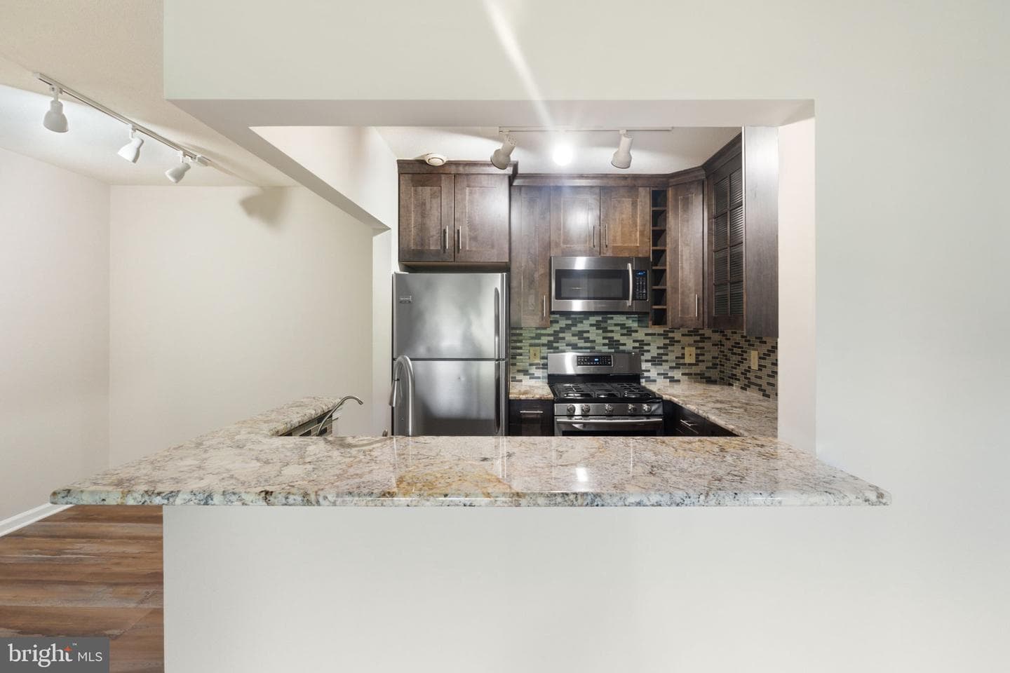 20273 Beechwood Terrace #203 photo 12