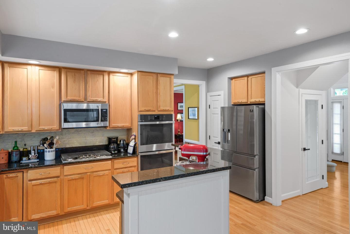 18834 Farnham Court photo 7