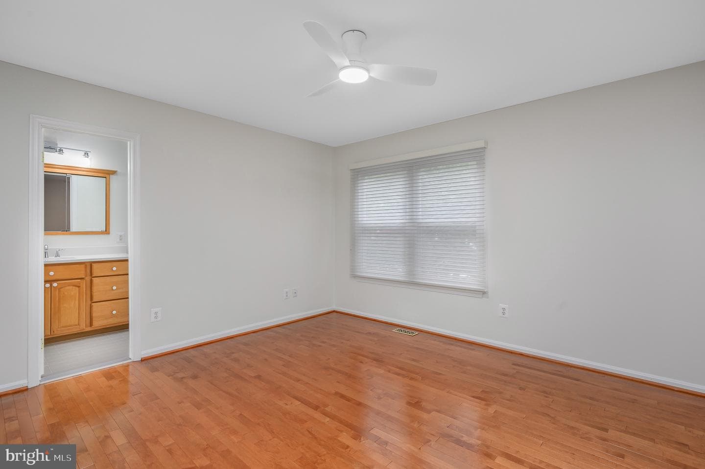 401 Spring Ridge Court photo 22