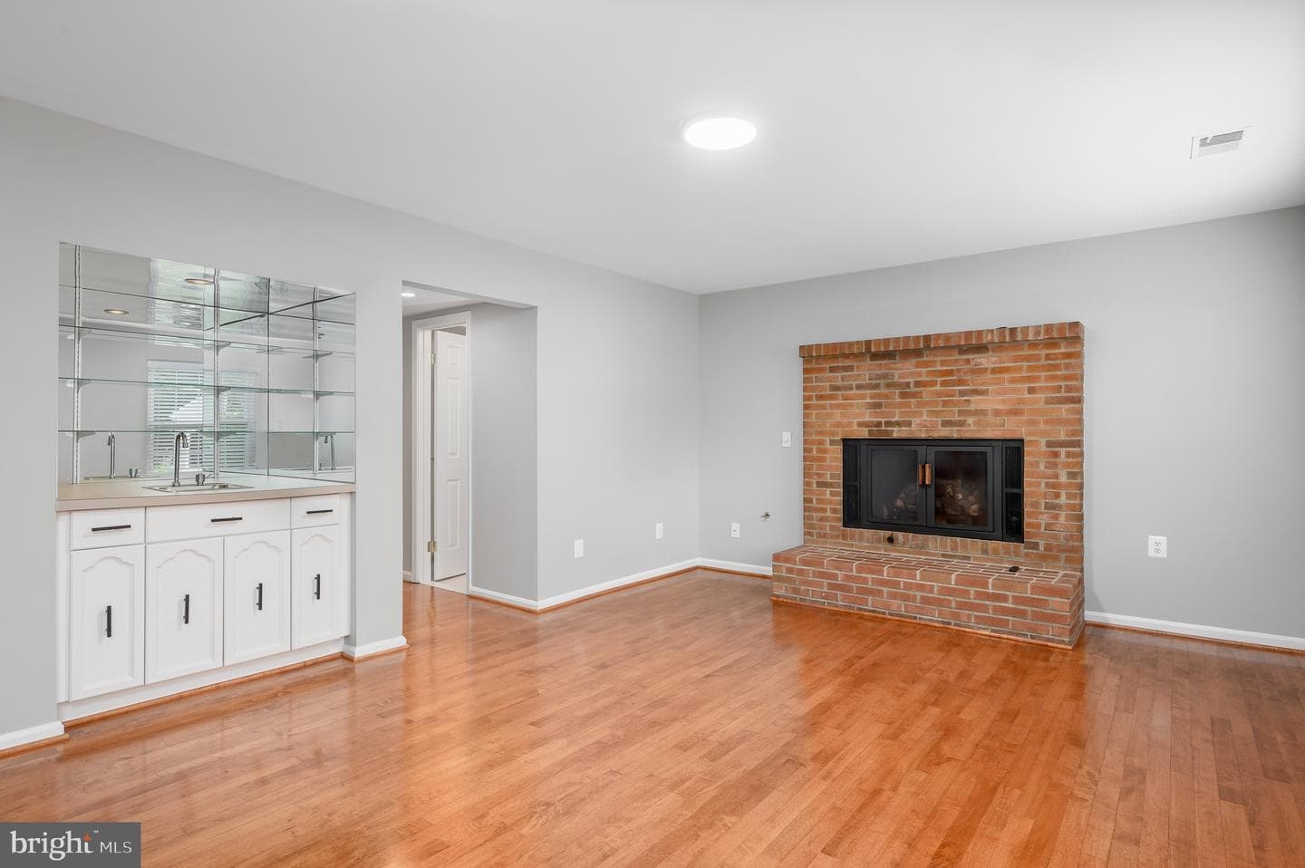 401 Spring Ridge Court photo 7