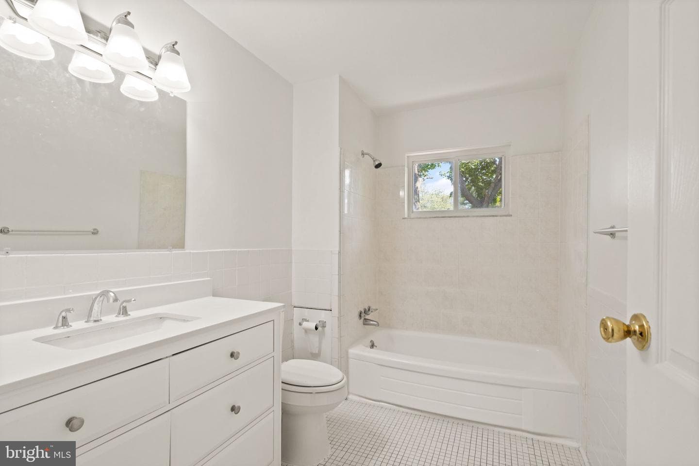 200 N Auburn Drive photo 21