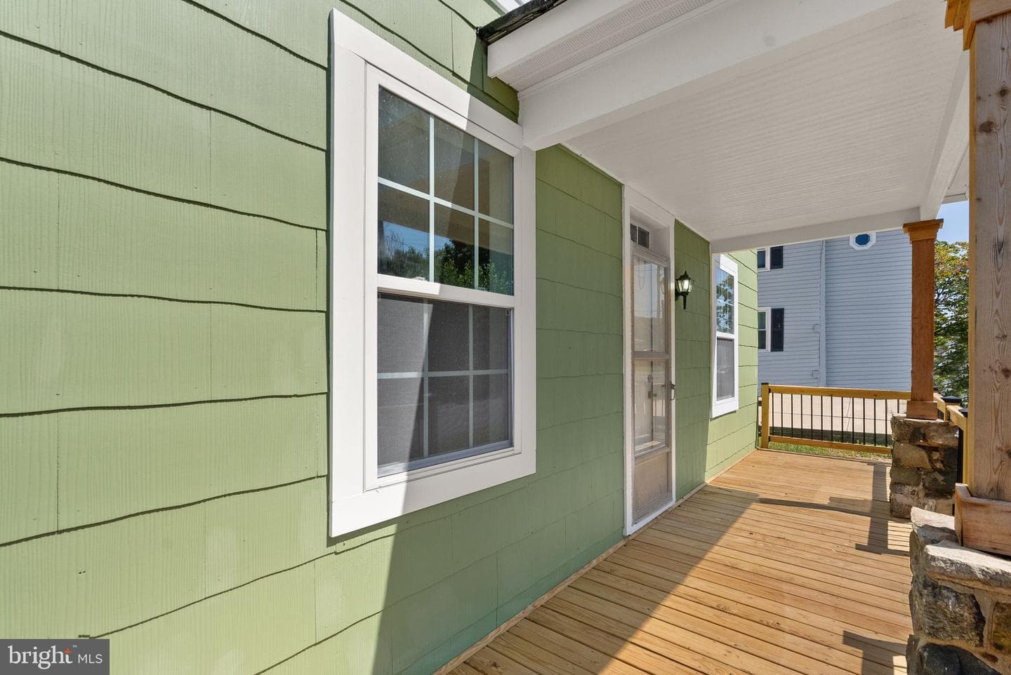 331 E G Street photo 11