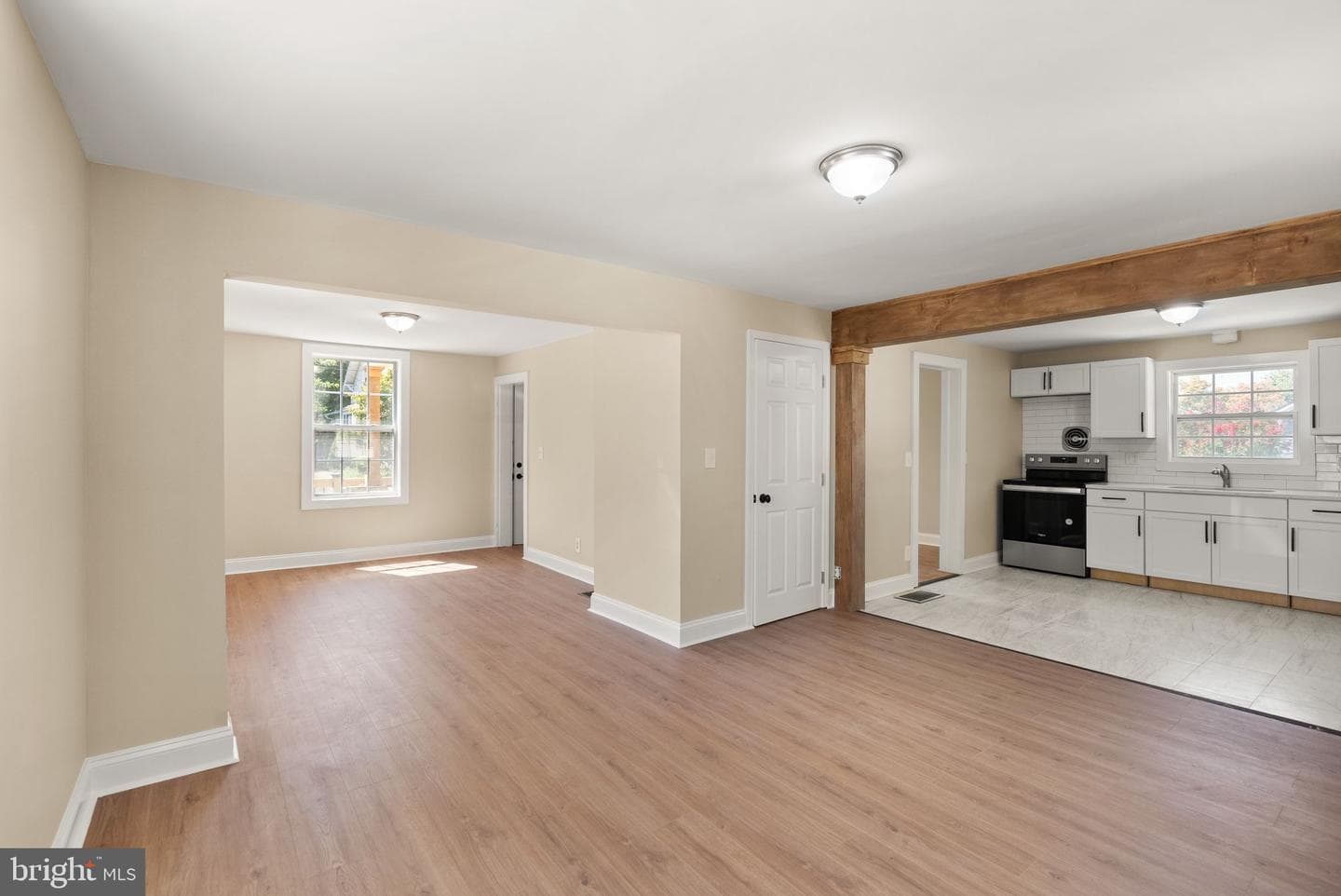 331 E G Street photo 25