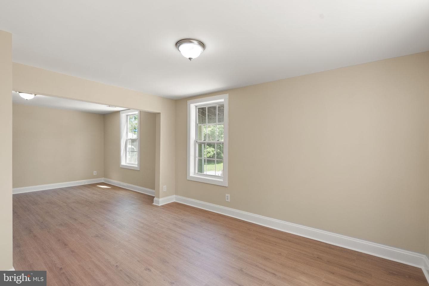 331 E G Street photo 31