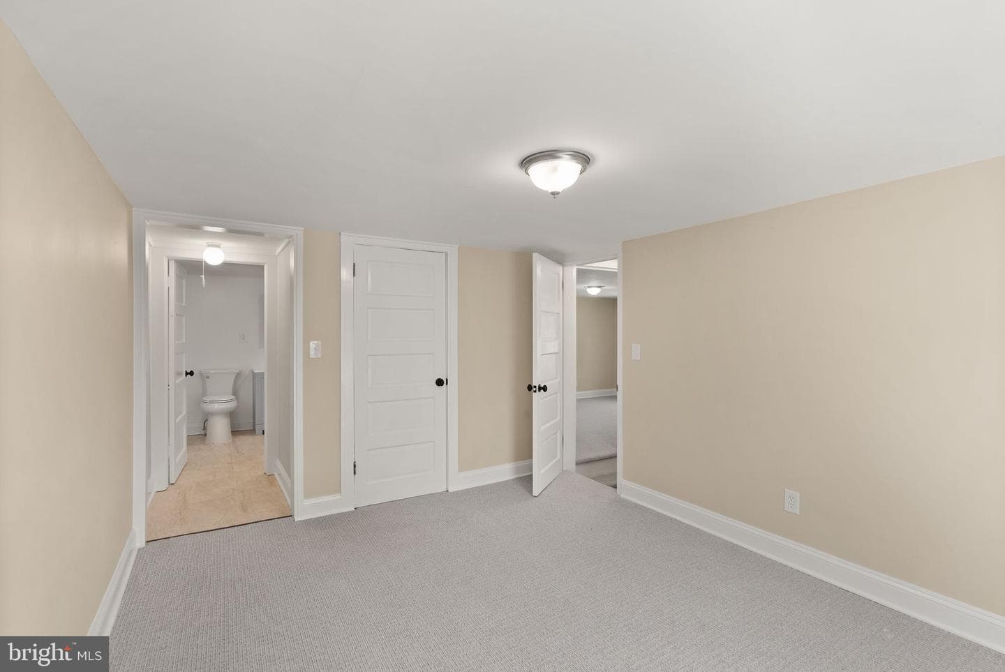 331 E G Street photo 33