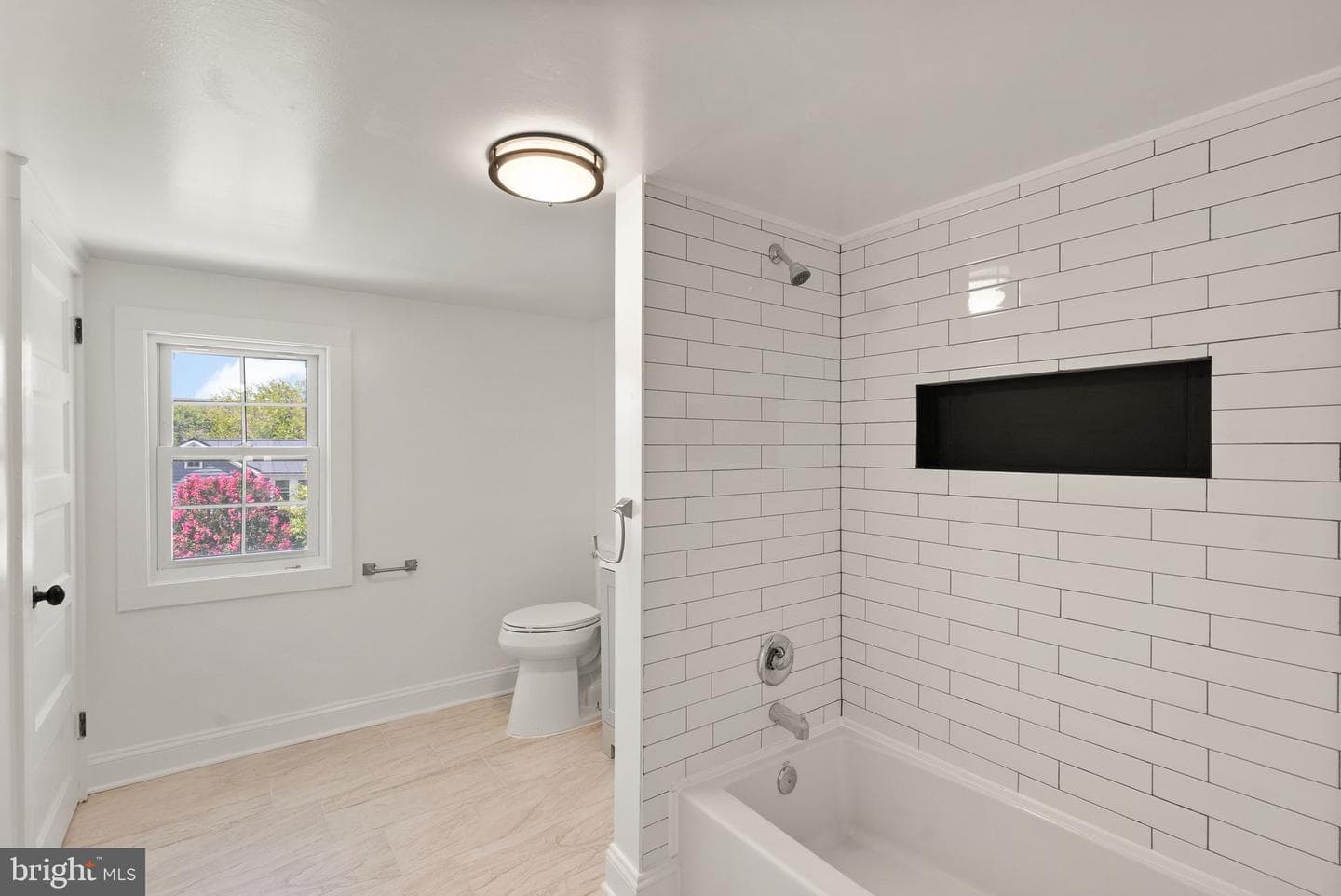 331 E G Street photo 36