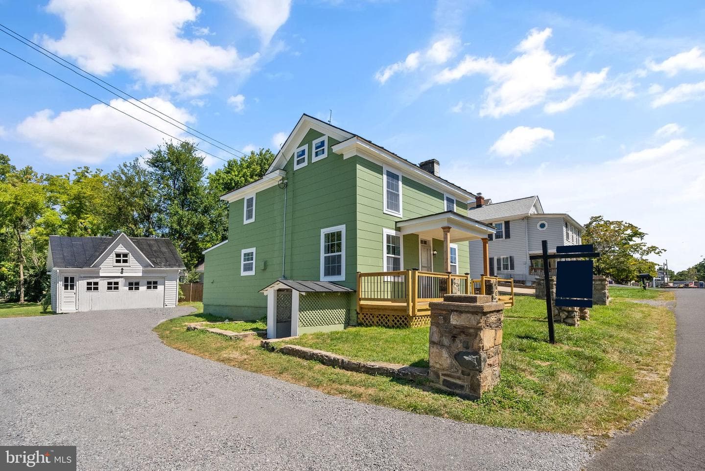 331 E G Street photo 7
