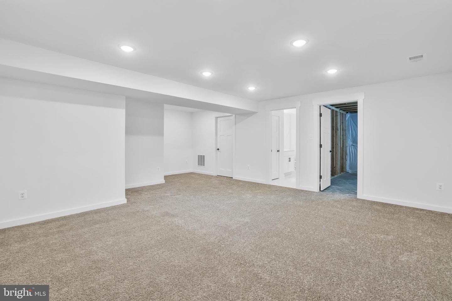 22121 St Louis Road photo 12
