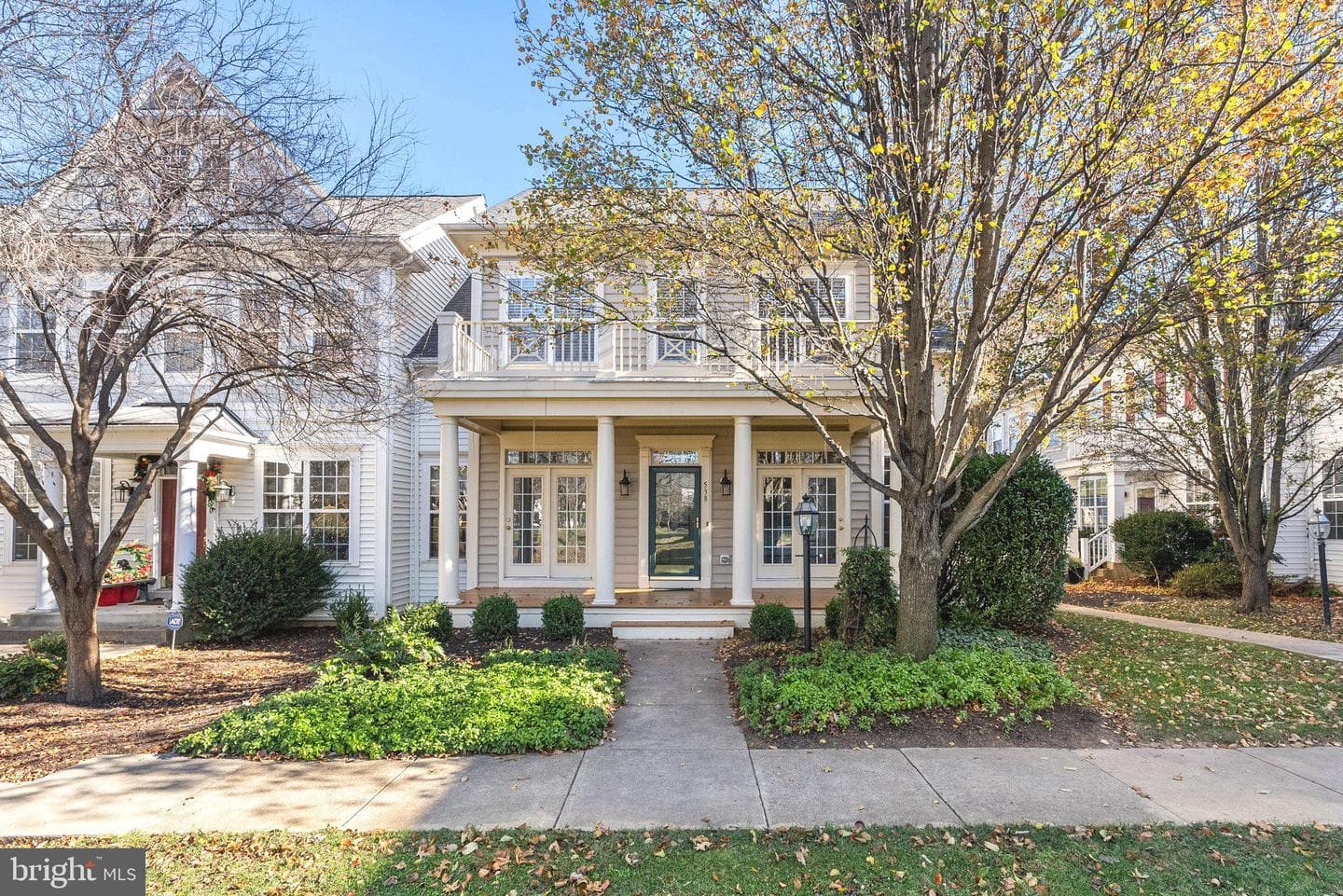 538 Gentlewood Square photo 2