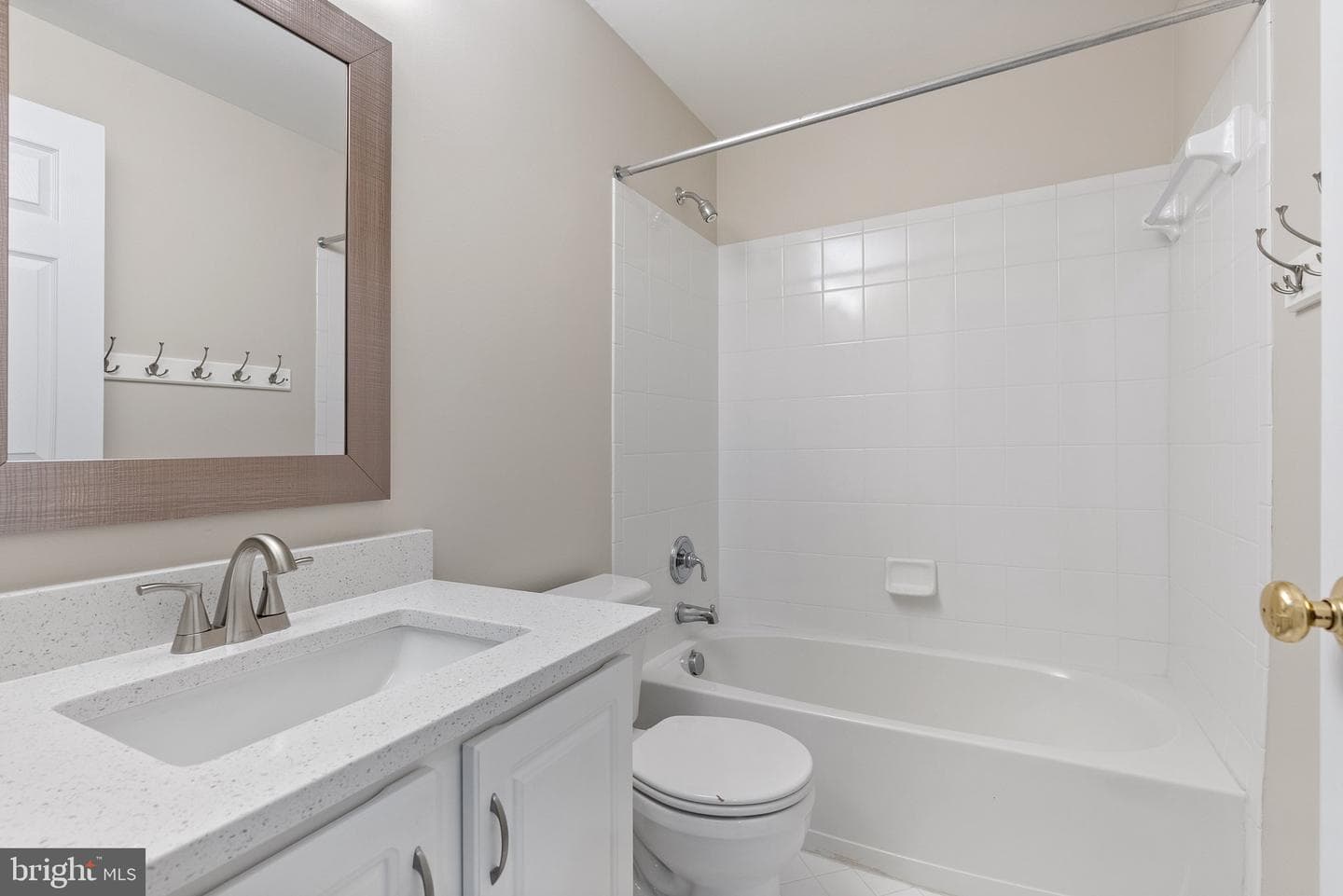 538 Gentlewood Square photo 74