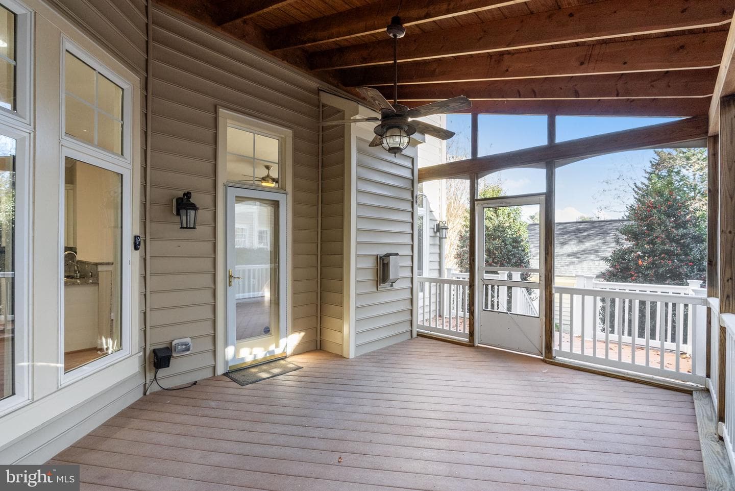 538 Gentlewood Square photo 80