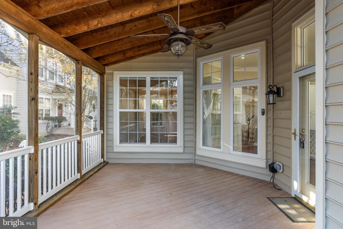 538 Gentlewood Square photo 81