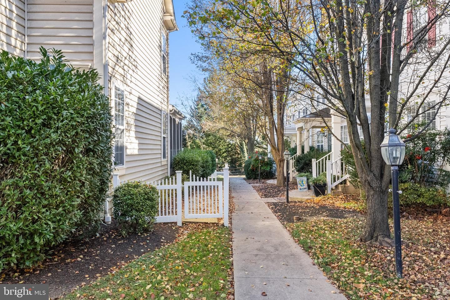 538 Gentlewood Square photo 84