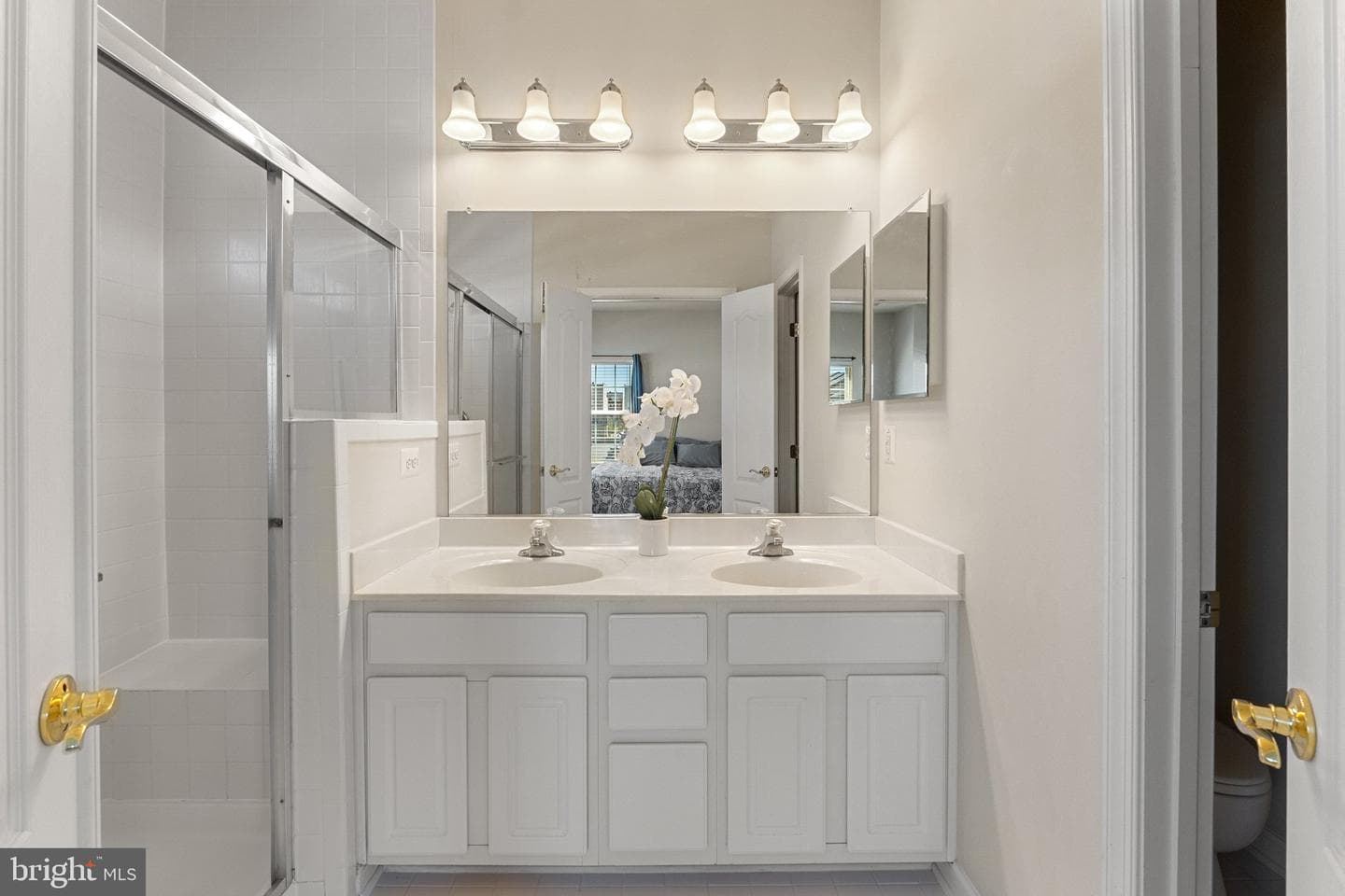 42407 Bowditch photo 37