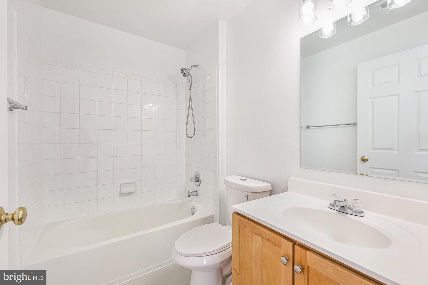 25338 Mcintyre Square photo 31
